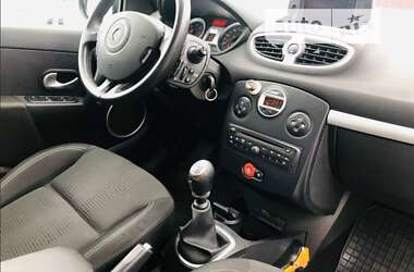 Хетчбек Renault Clio 2009 в Києві