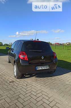 Хэтчбек Renault Clio 2008 в Львове