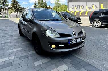 Хэтчбек Renault Clio 2008 в Ивано-Франковске