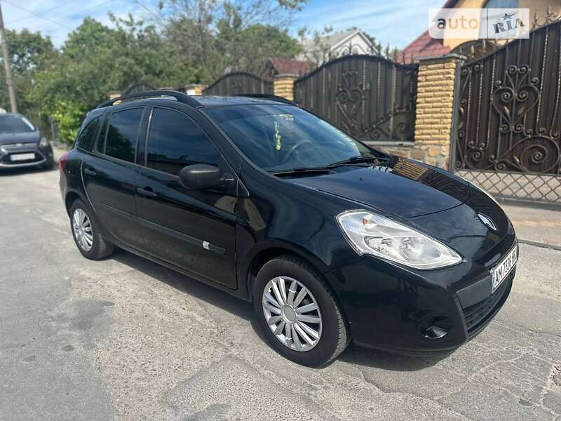 Хэтчбек Renault Clio 2009 в Звягеле