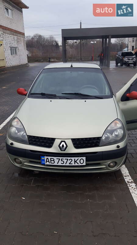 Renault Clio 2003