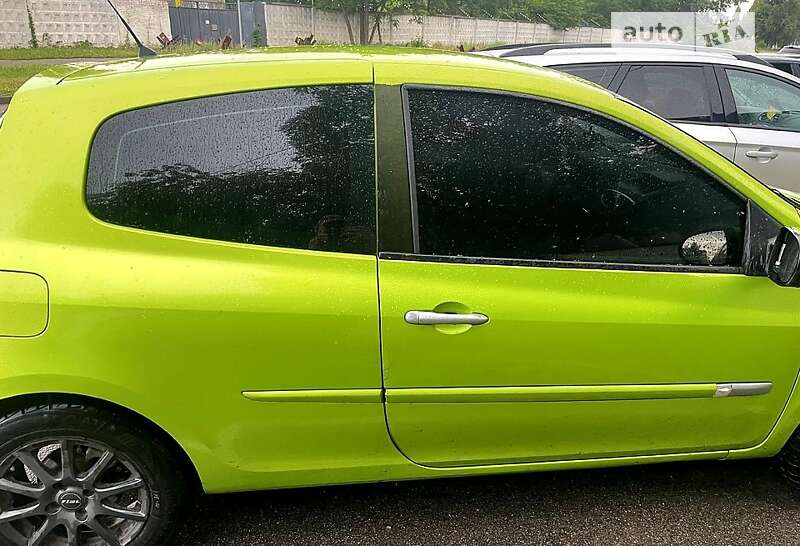 Хэтчбек Renault Clio 2009 в Киеве