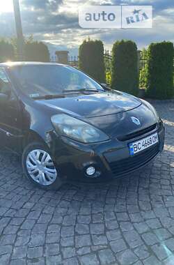 Хэтчбек Renault Clio 2010 в Жовкве