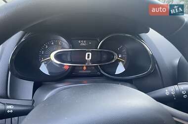 Хэтчбек Renault Clio 2012 в 