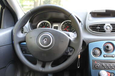 Хэтчбек Renault Clio 2009 в Киеве