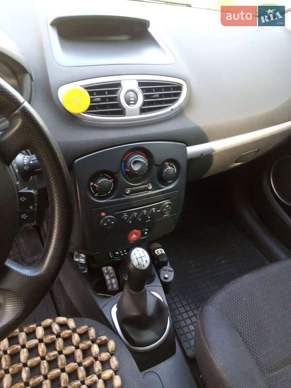 Универсал Renault Clio 2008 в Львове фото 7 Универсал Renault Clio 2008 в Львове