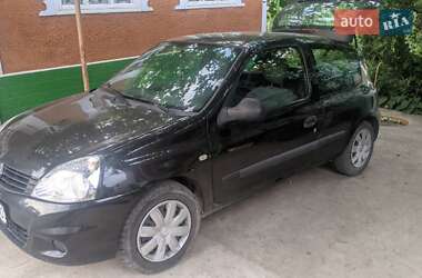 Хэтчбек Renault Clio 2011 в 