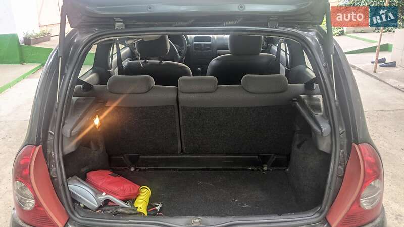 Хэтчбек Renault Clio 2011 в Виннице фото 6 Хэтчбек Renault Clio 2011 в Виннице