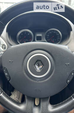 Универсал Renault Clio 2011 в 