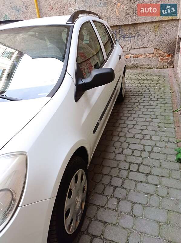Универсал Renault Clio 2009 в Львове