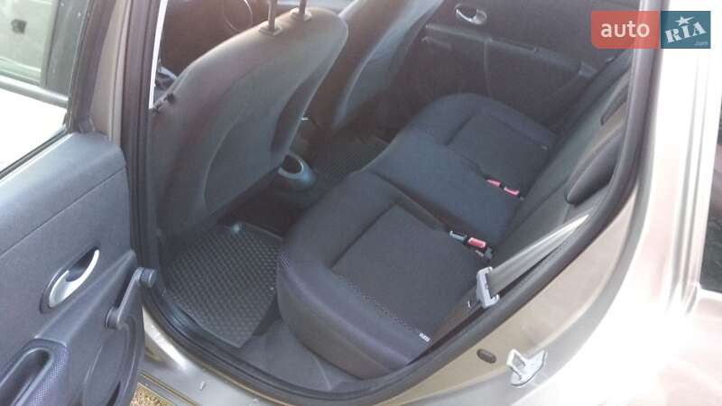 Универсал Renault Clio 2008 в Калуше