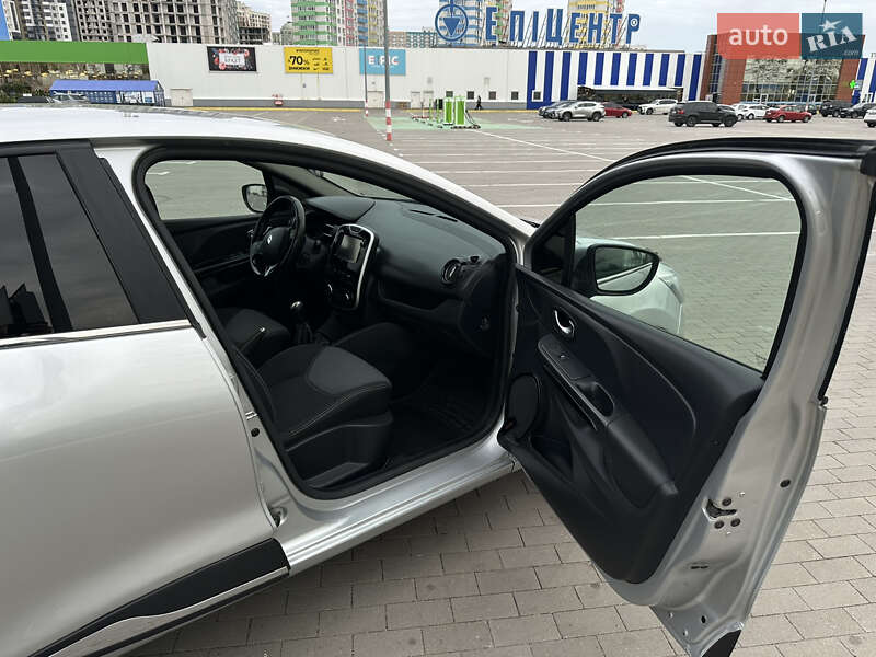 Хэтчбек Renault Clio 2015 в Одессе