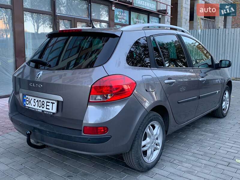 Универсал Renault Clio 2008 в Ровно
