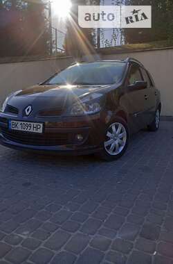 Универсал Renault Clio 2009 в Остроге