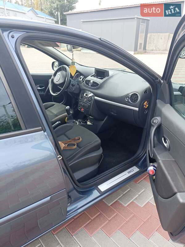 Хэтчбек Renault Clio 2010 в Белой Церкви