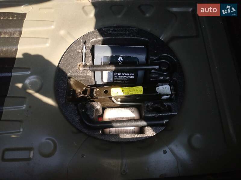 Хэтчбек Renault Clio 2010 в Львове