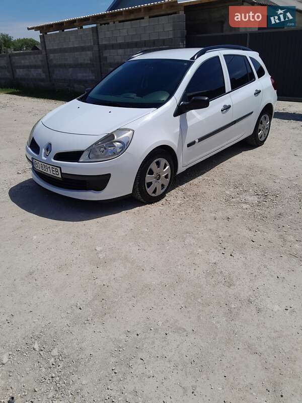 Универсал Renault Clio 2009 в Хоросткове