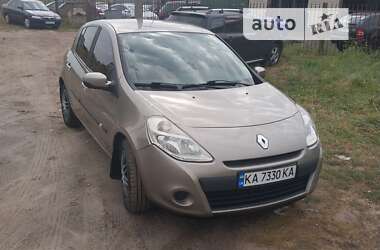 Хетчбек Renault Clio 2010 в Чернігові