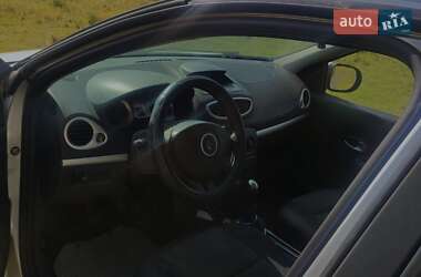 Универсал Renault Clio 2011 в 