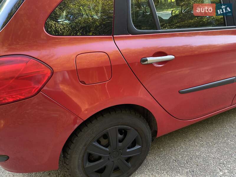 Універсал Renault Clio 2008 в Одесі