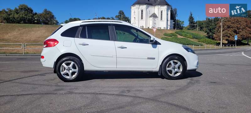 Универсал Renault Clio 2009 в Чернигове