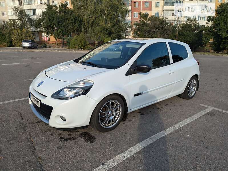 Хэтчбек Renault Clio 2010 в Белой Церкви