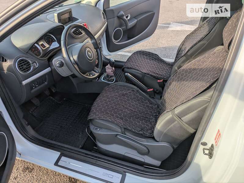 Хэтчбек Renault Clio 2010 в Белой Церкви