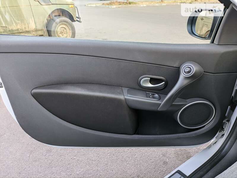 Хэтчбек Renault Clio 2010 в Белой Церкви