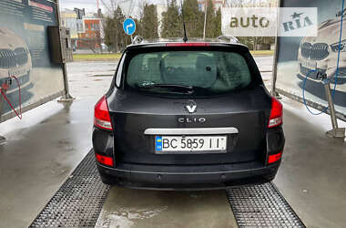 Универсал Renault Clio 2010 в 