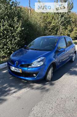 Хэтчбек Renault Clio 2006 в Виннице