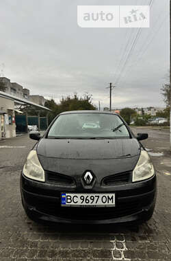 Хэтчбек Renault Clio 2008 в 