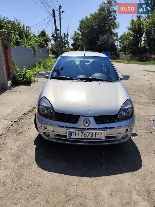 Хэтчбек Renault Clio 2004 в Одессе