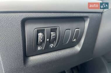 Хэтчбек Renault Clio 2011 в 