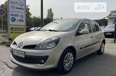 Хетчбек Renault Clio 2007 в Миколаєві