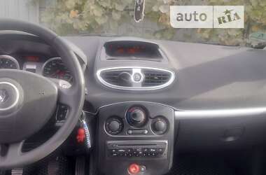 Универсал Renault Clio 2009 в Киеве