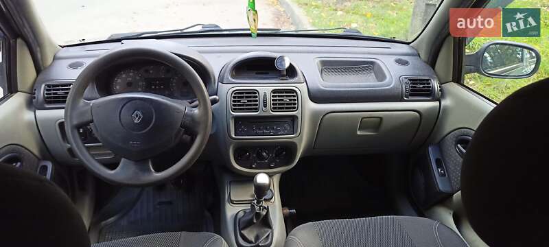 Седан Renault Clio 2005 в Тернополе