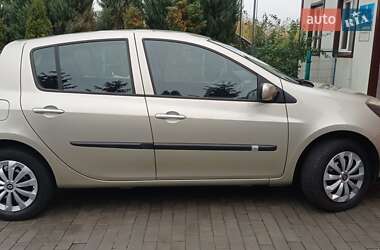 Хэтчбек Renault Clio 2007 в Доброполье