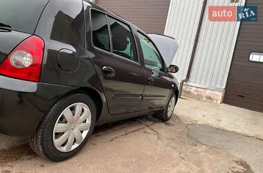 Хэтчбек Renault Clio 2007 в 