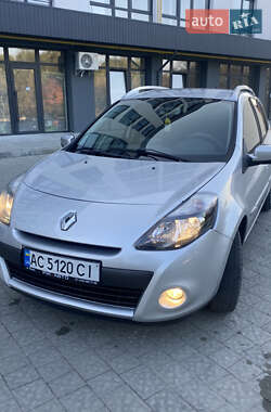 Универсал Renault Clio 2010 в Новояворовске