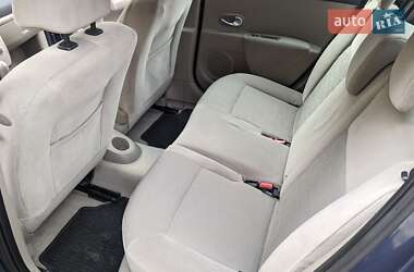 Хэтчбек Renault Clio 2006 в 