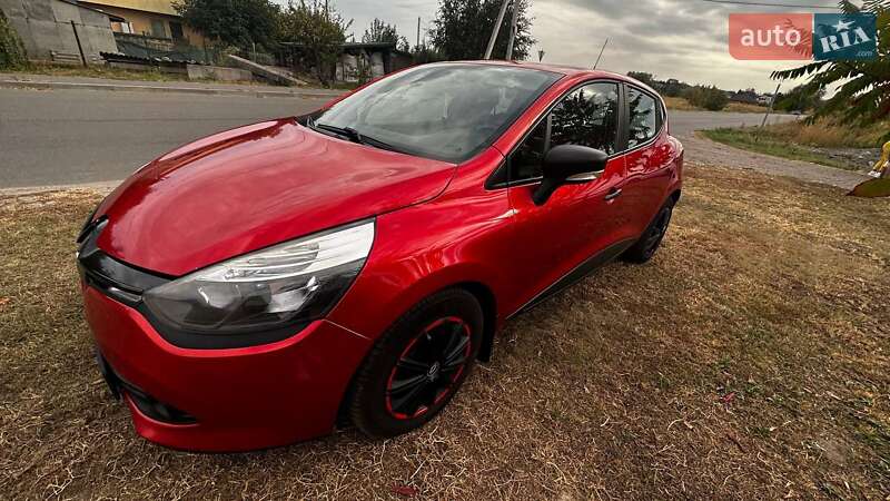 Хэтчбек Renault Clio 2015 в Киеве