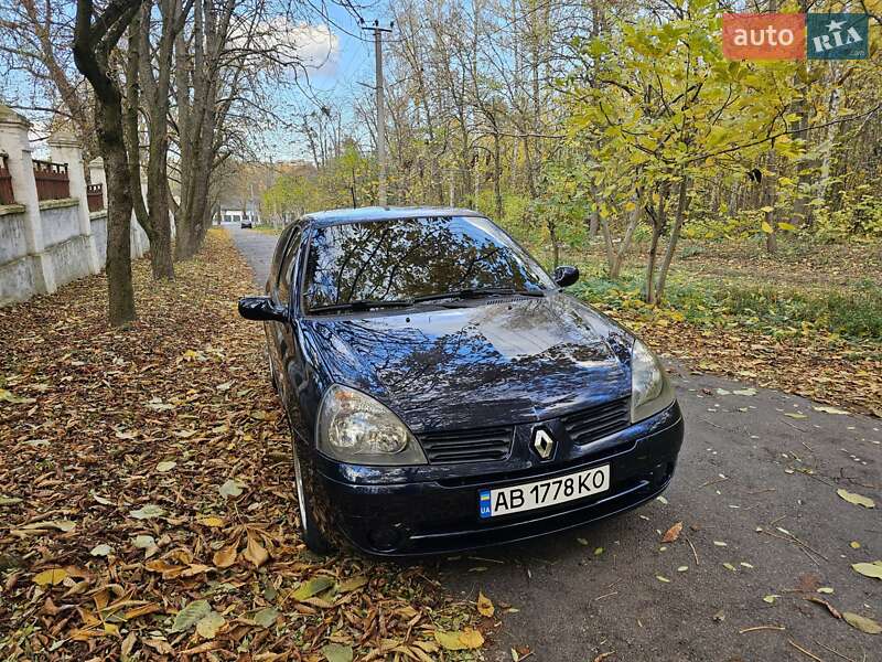 Хэтчбек Renault Clio 2004 в Виннице