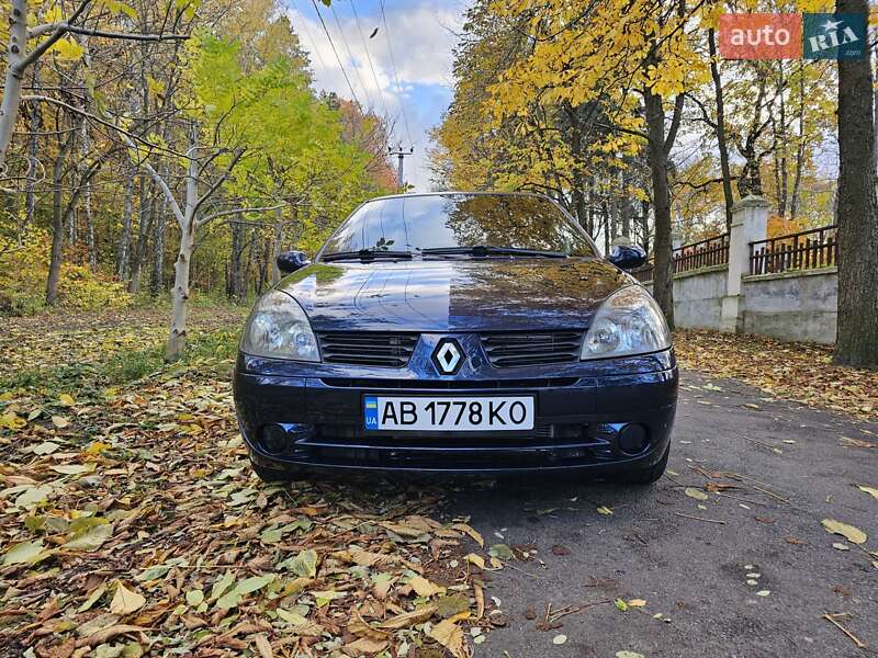 Хэтчбек Renault Clio 2004 в Виннице