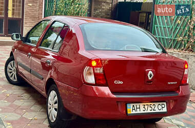 Седан Renault Clio 2007 в Днепре