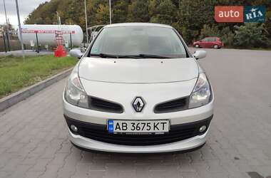 Хэтчбек Renault Clio 2006 в Виннице