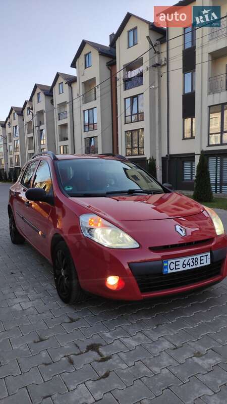 Универсал Renault Clio 2010 в Черновцах