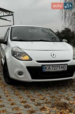 Хэтчбек Renault Clio 2012 в 