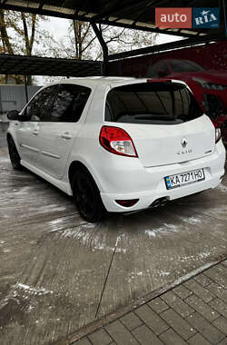 Хэтчбек Renault Clio 2012 в 
