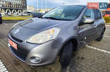 Хэтчбек Renault Clio 2011 в Львове