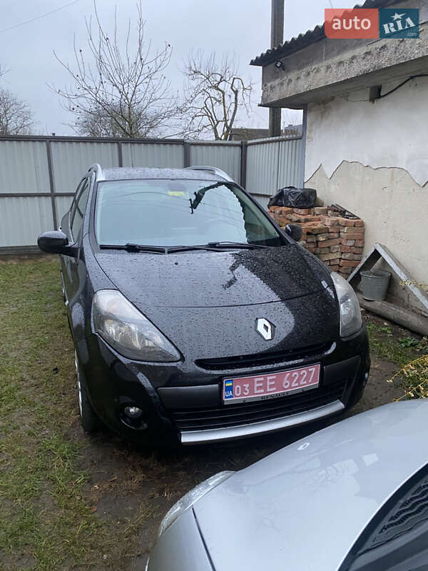 Универсал Renault Clio 2010 в Ровно